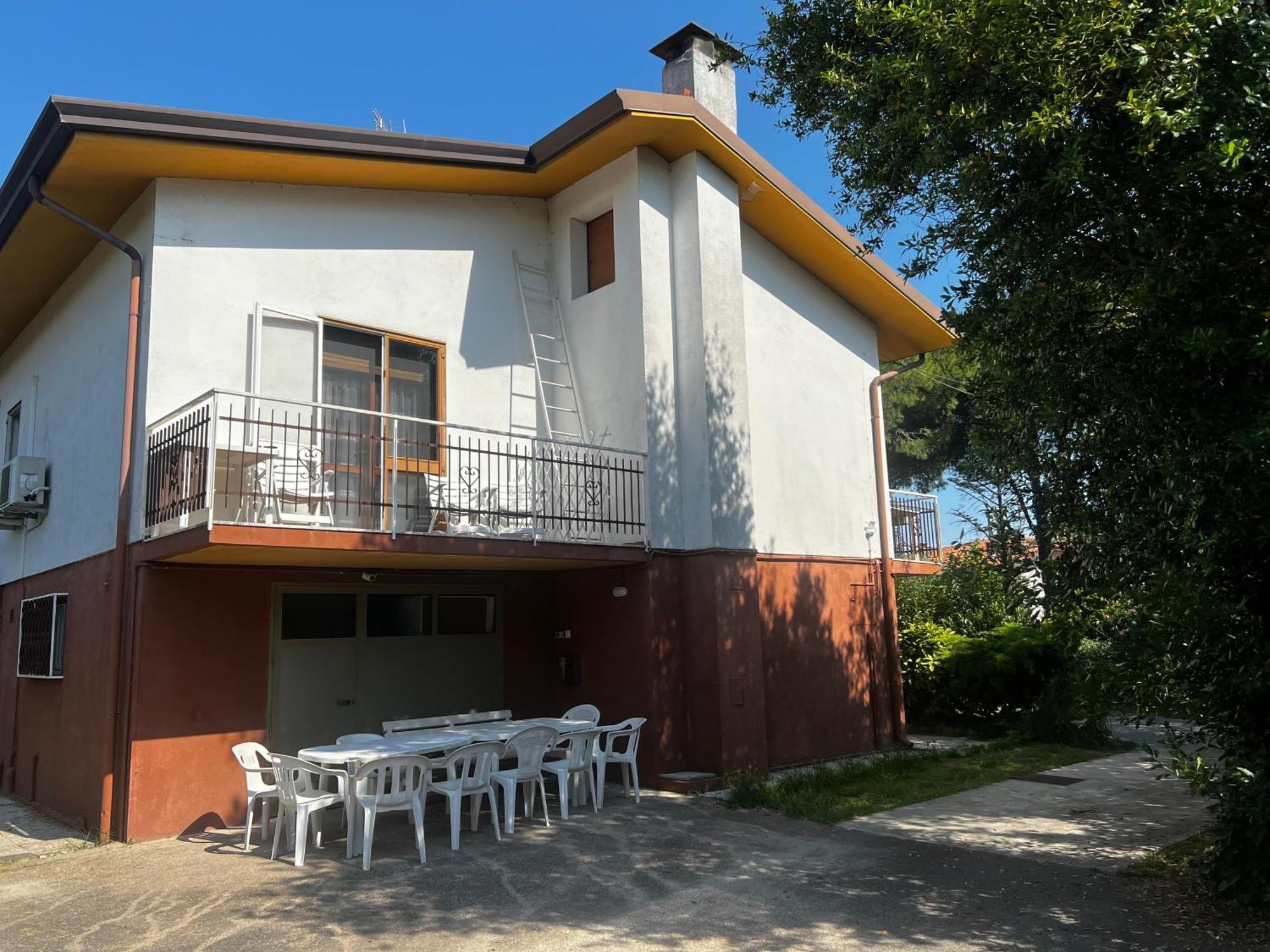 Villa Egles - Villa Con Giardino A Lignano Sabbiadoro Buitenkant foto